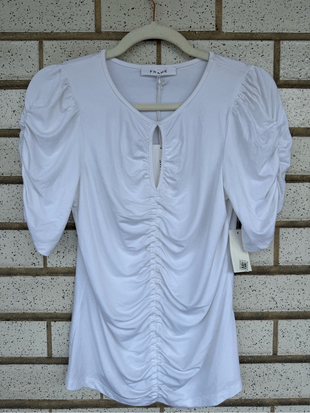 Frame White Ruched Keyhole Top - Picture 4 of 7
